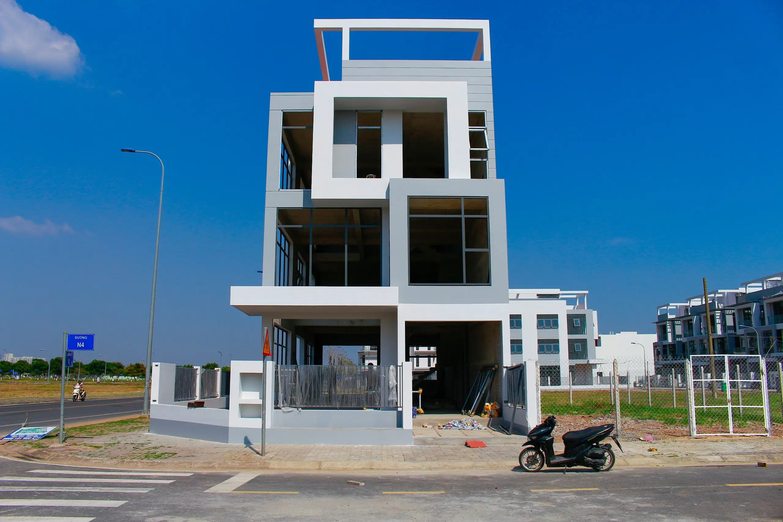 Mở bán 42 căn Biệt Thự Vườn 8×20,5m2, Nhà Phố liền Kề KĐT mới Đông Tăng Long