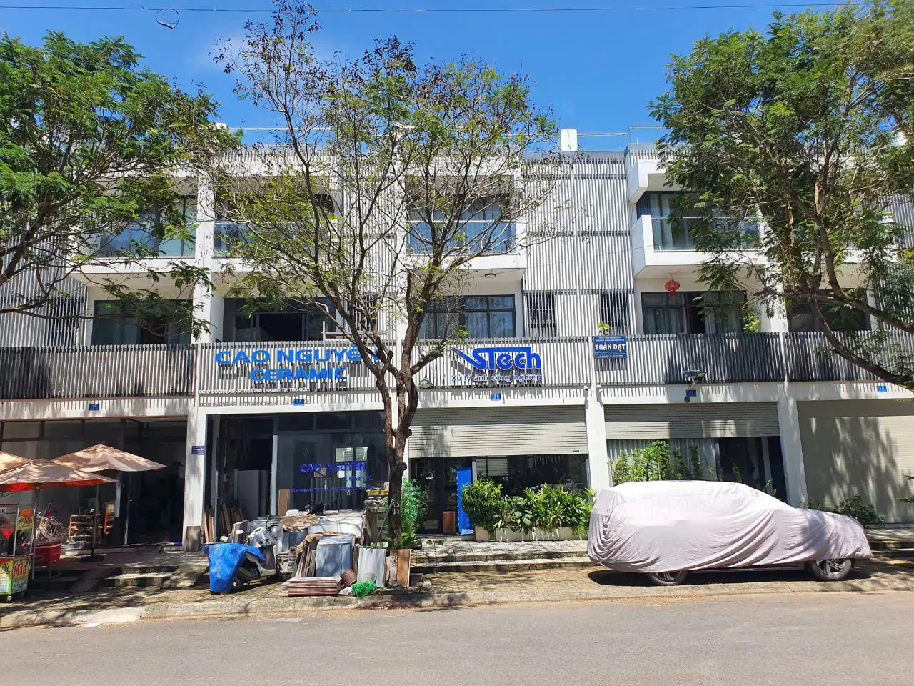 Chính chủ cần bán ô đất hoán đổi 5x20m2 truc chính dự án KĐTM Đông Tăng Long