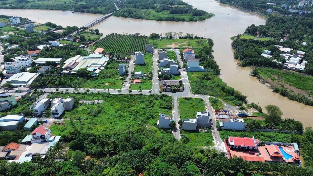 Dự án Long Thuận Riverside Bán đất Long Thuận Riverside, Long Phước TP.HCM. DT 80,6m², đường nhựa 9m, sổ riêng, xây dựng tự do, gần Vinhomes Grand Park, giá 4,5 tỷ.